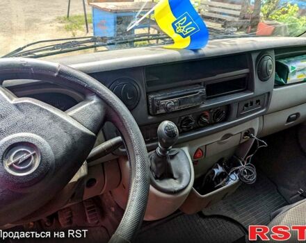 Серый Опель Movano, объемом двигателя 2.5 л и пробегом 527 тыс. км за 6500 $, фото 6 на Automoto.ua