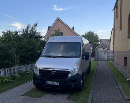 Серый Опель Movano, объемом двигателя 2.3 л и пробегом 370 тыс. км за 15700 $, фото 2 на Automoto.ua