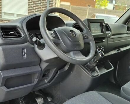 Сірий Опель Movano, об'ємом двигуна 2.3 л та пробігом 150 тис. км за 12829 $, фото 3 на Automoto.ua