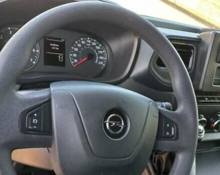 Серый Опель Movano, объемом двигателя 0 л и пробегом 357 тыс. км за 19700 $, фото 50 на Automoto.ua