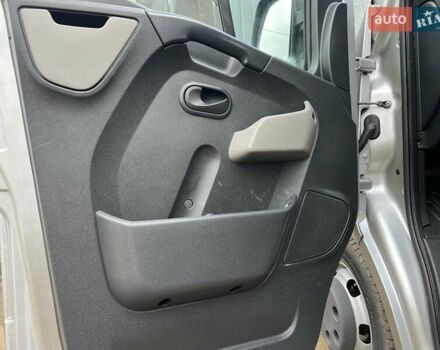 Серый Опель Movano, объемом двигателя 2.3 л и пробегом 177 тыс. км за 28500 $, фото 43 на Automoto.ua