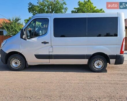 Серый Опель Movano, объемом двигателя 2.3 л и пробегом 275 тыс. км за 12000 $, фото 5 на Automoto.ua