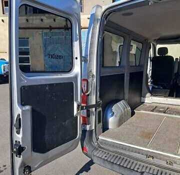 Серый Опель Movano, объемом двигателя 2.3 л и пробегом 275 тыс. км за 12000 $, фото 28 на Automoto.ua