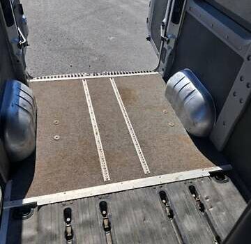 Серый Опель Movano, объемом двигателя 2.3 л и пробегом 275 тыс. км за 12000 $, фото 31 на Automoto.ua