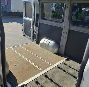 Серый Опель Movano, объемом двигателя 2.3 л и пробегом 275 тыс. км за 12000 $, фото 32 на Automoto.ua