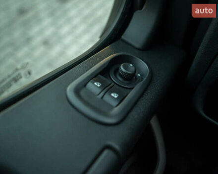 Синій Опель Movano, об'ємом двигуна 2.3 л та пробігом 257 тис. км за 15500 $, фото 70 на Automoto.ua