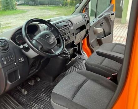 Оранжевый Опель Movano, объемом двигателя 2.3 л и пробегом 410 тыс. км за 16000 $, фото 18 на Automoto.ua