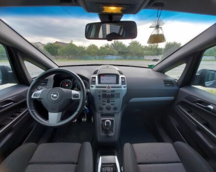 Черный Опель OPC, объемом двигателя 1.9 л и пробегом 252 тыс. км за 7600 $, фото 5 на Automoto.ua