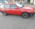 Красный Опель OPC, объемом двигателя 1.3 л и пробегом 536 тыс. км за 600 $, фото 1 на Automoto.ua