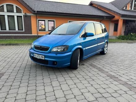 Синий Опель OPC, объемом двигателя 2 л и пробегом 600 тыс. км за 3509 $, фото 1 на Automoto.ua