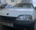 Білий Опель Омега, об'ємом двигуна 2.3 л та пробігом 3 тис. км за 2000 $, фото 3 на Automoto.ua