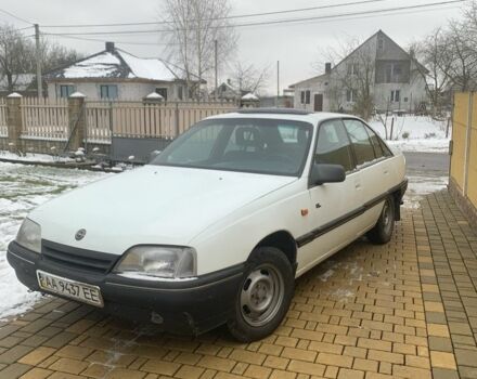 Білий Опель Омега, об'ємом двигуна 2.3 л та пробігом 3 тис. км за 2000 $, фото 6 на Automoto.ua