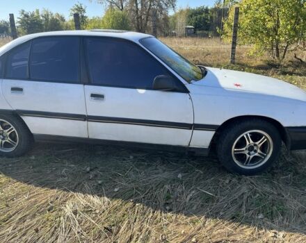 Белый Опель Омега, объемом двигателя 2 л и пробегом 250 тыс. км за 800 $, фото 6 на Automoto.ua