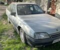 Белый Опель Омега, объемом двигателя 2 л и пробегом 300 тыс. км за 800 $, фото 1 на Automoto.ua