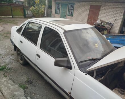 Білий Опель Омега, об'ємом двигуна 0 л та пробігом 300 тис. км за 605 $, фото 5 на Automoto.ua