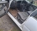Белый Опель Омега, объемом двигателя 2.3 л и пробегом 287 тыс. км за 1000 $, фото 4 на Automoto.ua