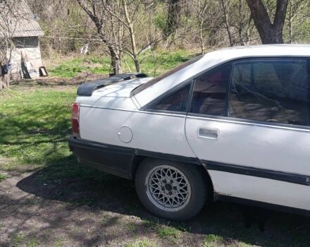 Білий Опель Омега, об'ємом двигуна 1.8 л та пробігом 1000 тис. км за 1000 $, фото 5 на Automoto.ua
