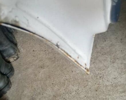 Білий Опель Омега, об'ємом двигуна 1.8 л та пробігом 390 тис. км за 1300 $, фото 12 на Automoto.ua