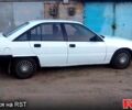 Белый Опель Омега, объемом двигателя 2 л и пробегом 160 тыс. км за 1150 $, фото 11 на Automoto.ua
