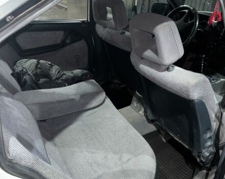 Білий Опель Омега, об'ємом двигуна 1.8 л та пробігом 100 тис. км за 650 $, фото 6 на Automoto.ua