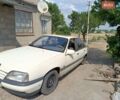 Белый Опель Омега, объемом двигателя 1.8 л и пробегом 400 тыс. км за 1000 $, фото 3 на Automoto.ua
