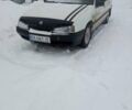 Белый Опель Омега, объемом двигателя 2 л и пробегом 350 тыс. км за 900 $, фото 1 на Automoto.ua