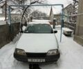 Білий Опель Омега, об'ємом двигуна 1.8 л та пробігом 208 тис. км за 1200 $, фото 1 на Automoto.ua