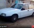 Белый Опель Омега, объемом двигателя 2 л и пробегом 160 тыс. км за 1150 $, фото 1 на Automoto.ua