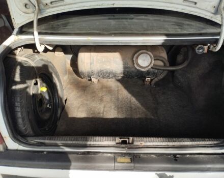 Білий Опель Омега, об'ємом двигуна 2 л та пробігом 222 тис. км за 950 $, фото 7 на Automoto.ua