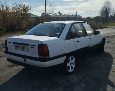 Білий Опель Омега, об'ємом двигуна 2 л та пробігом 222 тис. км за 900 $, фото 2 на Automoto.ua