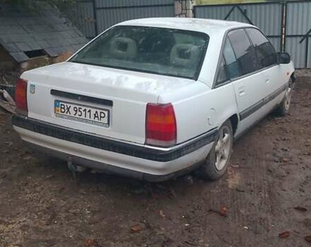Опель Омега 1988 в Хмельницком на Automoto.ua Белый Опель Омега, объемом двигателя 2 л и пробегом 300 тыс. км за 1400 $, фото 3 на Automoto.ua
