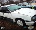 Белый Опель Омега, объемом двигателя 1.8 л и пробегом 300 тыс. км за 870 $, фото 6 на Automoto.ua