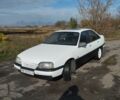 Білий Опель Омега, об'ємом двигуна 2 л та пробігом 222 тис. км за 950 $, фото 1 на Automoto.ua