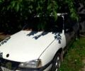 Белый Опель Омега, объемом двигателя 1.8 л и пробегом 400 тыс. км за 1300 $, фото 3 на Automoto.ua