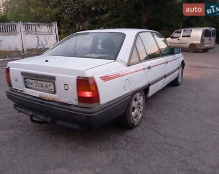 Белый Опель Омега, объемом двигателя 2 л и пробегом 311 тыс. км за 550 $, фото 9 на Automoto.ua