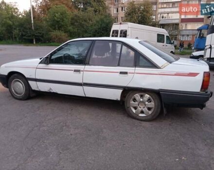 Білий Опель Омега, об'ємом двигуна 2 л та пробігом 381 тис. км за 650 $, фото 6 на Automoto.ua
