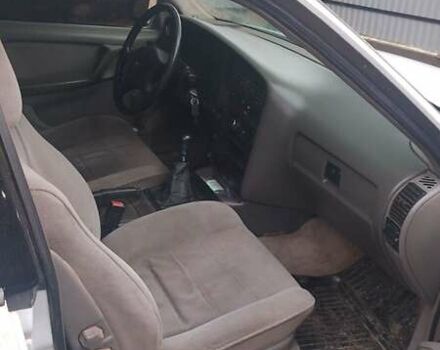 Опель Омега 1988 в Хмельницком на Automoto.ua Белый Опель Омега, объемом двигателя 2 л и пробегом 300 тыс. км за 1400 $, фото 2 на Automoto.ua