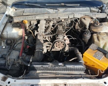 Білий Опель Омега, об'ємом двигуна 2 л та пробігом 222 тис. км за 950 $, фото 6 на Automoto.ua