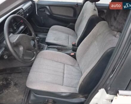 Білий Опель Омега, об'ємом двигуна 2 л та пробігом 381 тис. км за 650 $, фото 3 на Automoto.ua