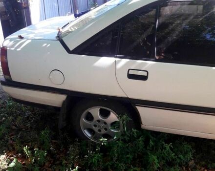 Білий Опель Омега, об'ємом двигуна 1.8 л та пробігом 0 тис. км за 1300 $, фото 3 на Automoto.ua