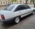 Белый Опель Омега, объемом двигателя 2 л и пробегом 300 тыс. км за 900 $, фото 1 на Automoto.ua