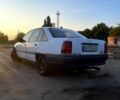 Белый Опель Омега, объемом двигателя 2 л и пробегом 167 тыс. км за 1250 $, фото 3 на Automoto.ua