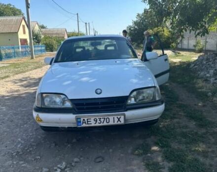 Білий Опель Омега, об'ємом двигуна 2 л та пробігом 280 тис. км за 1100 $, фото 2 на Automoto.ua