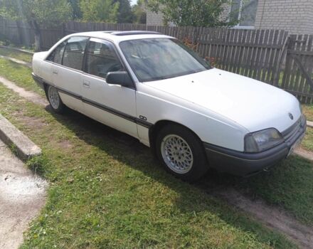 Белый Опель Омега, объемом двигателя 2 л и пробегом 890 тыс. км за 800 $, фото 2 на Automoto.ua