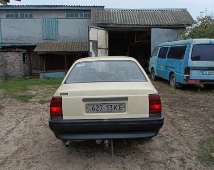 Белый Опель Омега, объемом двигателя 2.3 л и пробегом 400 тыс. км за 1350 $, фото 3 на Automoto.ua