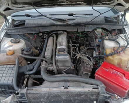 Белый Опель Омега, объемом двигателя 2.3 л и пробегом 400 тыс. км за 1350 $, фото 8 на Automoto.ua