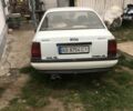 Білий Опель Омега, об'ємом двигуна 2 л та пробігом 200 тис. км за 700 $, фото 1 на Automoto.ua