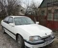 Белый Опель Омега, объемом двигателя 2 л и пробегом 100 тыс. км за 850 $, фото 1 на Automoto.ua