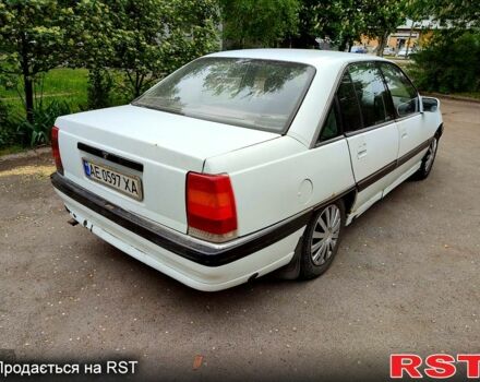 Белый Опель Омега, объемом двигателя 2 л и пробегом 230 тыс. км за 1200 $, фото 6 на Automoto.ua