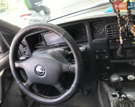 Белый Опель Омега, объемом двигателя 2 л и пробегом 300 тыс. км за 1400 $, фото 1 на Automoto.ua
